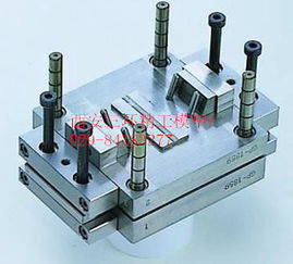 專業(yè)塑料模具推薦 高精度與性價(jià)比并存的選擇